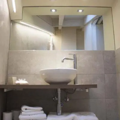 Bagno di Palazzo Domanto Apartments Parma