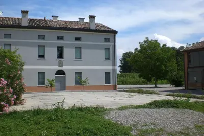 Edificio in cui si trova the country house