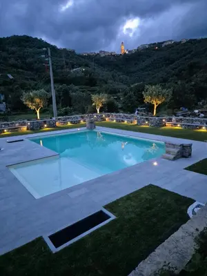 Piscina di Casa Gardan o nelle vicinanze