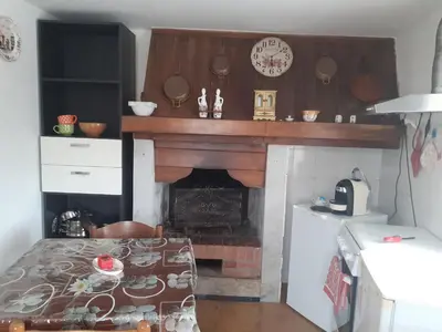 Cucina o angolo cottura di casetta del nonno bis