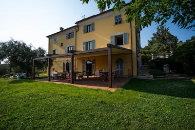 Edificio in cui si trova la locanda