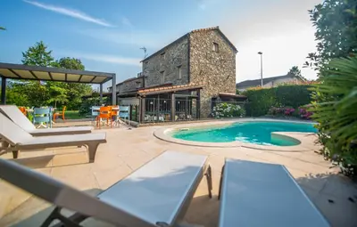 Piscina di Il Nido nella Bionda o nelle vicinanze