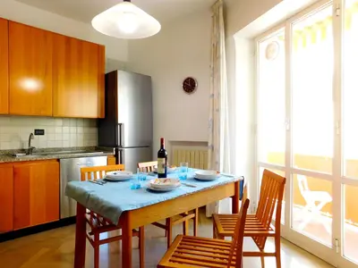 Cucina o angolo cottura di nuovissimo e funzionale, Levanto