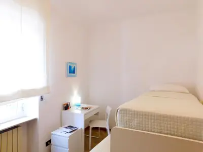 Letto o letti in una camera di nuovissimo e funzionale, Levanto