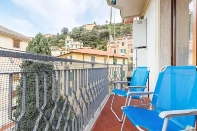 Balcone o terrazza di Accogliente appartamento a 100m dal mare, Levanto