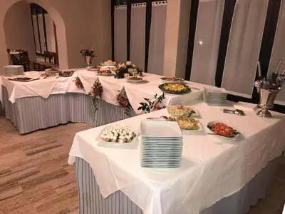 Cibo presso l'hotel o nelle vicinanze