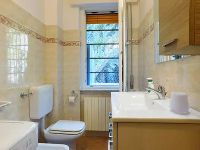 Bagno di Fantastico appartamento in centro, Levanto