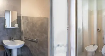 Bagno di Albergo La Villetta