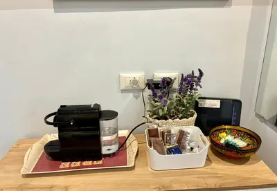 Set per la preparazione di tè e caffè presso MONOLOCALE VICINO MILANO 2