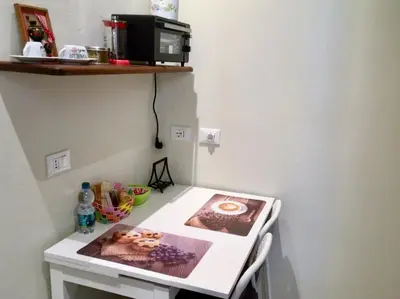 Cucina o angolo cottura di MONOLOCALE VICINO MILANO1