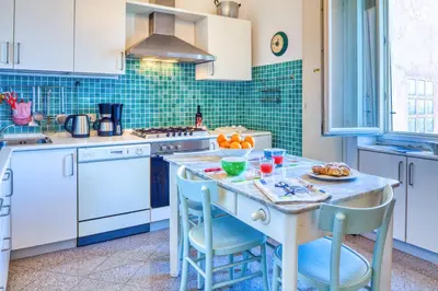 Cucina o angolo cottura di Apartment Mare Bello - Levanto