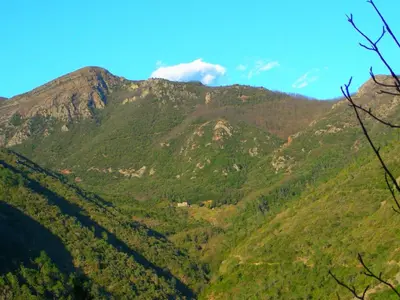 Paesaggio naturale nelle vicinanze della casa vacanze