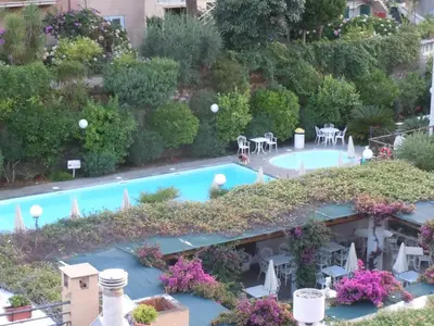 Piscina di Hotel Due Mari o nelle vicinanze