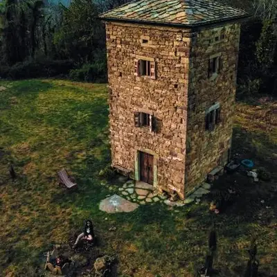 Tower house Gombola