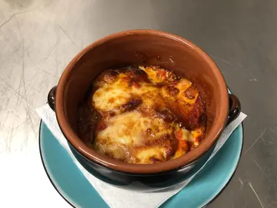 Cibo presso la locanda o nelle vicinanze
