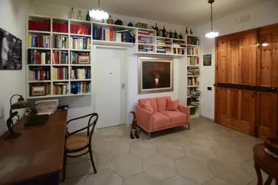 Biblioteca nell'affittacamere