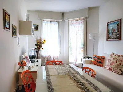 Area soggiorno di CASAVIVA - Casa Vacanze Betti a Rapallo con terrazza