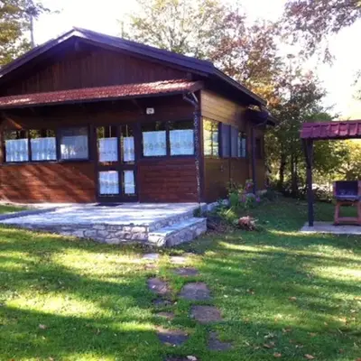 Comfortable Chalet in Giarola with Mountain View