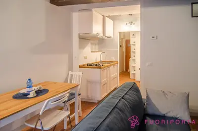 Cucina o angolo cottura di FuoriPorta Affitti Brevi - Residenza New Dalmazia 6