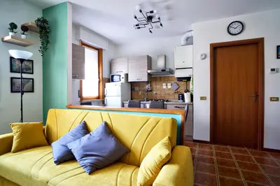 Cucina o angolo cottura di Casa Zoe Apartment Free parking,self check in & free wi fi