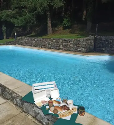 Piscina di Il Bosco di Campo Marzano green & sky o nelle vicinanze