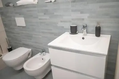 Bagno di 069 - Casa TRAMONTO, in CENTRO, 450metri da Mare Spiaggia