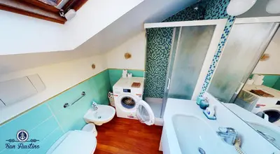 Bagno di WELCOME RIVIERA - ATTICO SAN FAUSTINO 165 mq più 110 mq di terrazza- IN VILLA 700 ,VISTA MARE STREPITOSA-100 m dalla spiaggia-PARKING ESCLUSIVO
