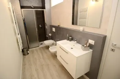 Bagno di Residenza Bonomi 23