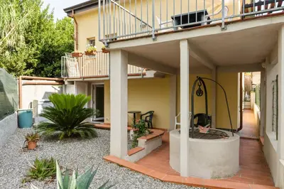 Balcone o terrazza di GuestHost - La Spezia Migliarina Bedrooms