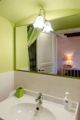 Bagno di Villa Diana by PortofinoHomes