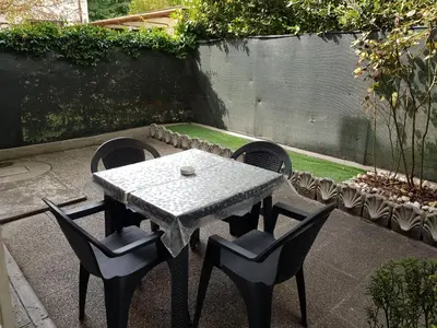 Giardino di Casa Bebe - adiacenze Policlinico e Universita'