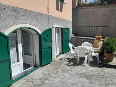 Patio o area all'aperto di Appartamento Il giardino