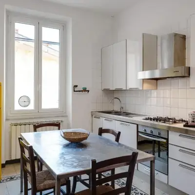 GuestHost - Piazza Concordia Apartment with Balcony