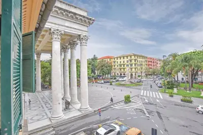 Il quartiere o una zona nella vicinanze dell'appartamento