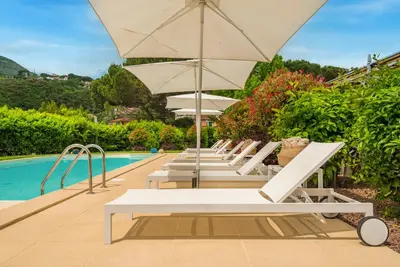 Piscina di Affittacamere La Collina Degli Ulivi o nelle vicinanze