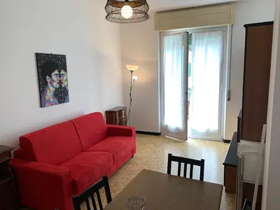 Area soggiorno di Casa Bianca 2 - confortevole in centro a Moneglia