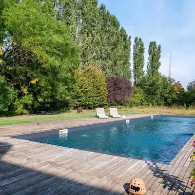 GuestHost - Splendido apt con piscina e parking a Colorno
