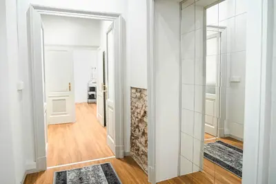 Bagno di The Host
