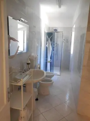 Bagno di Le Camere della Piazza