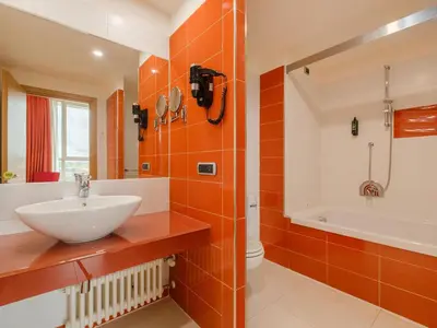 Bagno di B&B HOTEL Remilia