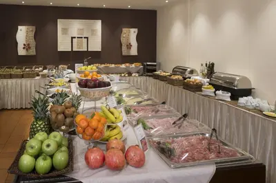 Cibo presso l'hotel o nelle vicinanze