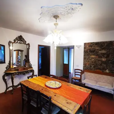 TV o dispositivi per l'intrattenimento presso ArtVillaArmonia Sarzana, villa piscina esclusiva