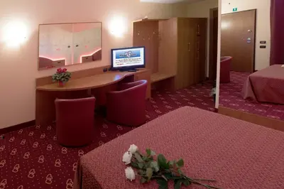 TV o dispositivi per l'intrattenimento presso Motel Cuore Gadesco - Hotel - Motel - Cremona - CR