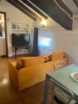 TV o dispositivi per l'intrattenimento presso La mansarda in centro