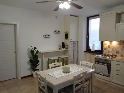 Cucina o angolo cottura di HOUSE PIAZZA VITTORIA