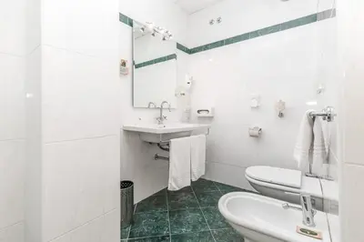 Bagno di Hotel Impero