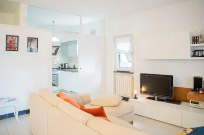 TV o dispositivi per l'intrattenimento presso 031 - Casa Armonia Vista MARE Sestri Levante, Pace Natura