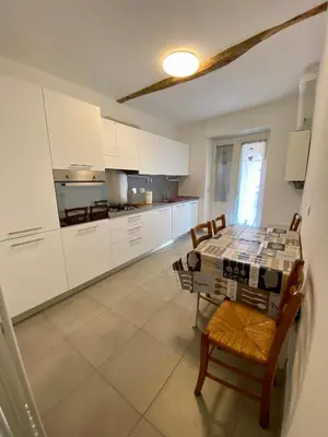 Cucina o angolo cottura di Appartamento GERANIO