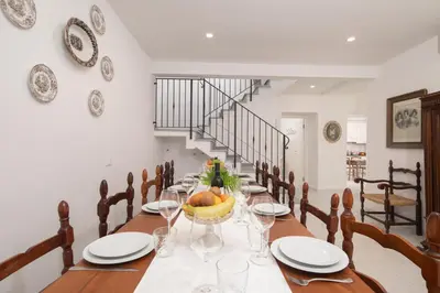 Area soggiorno di Villa with private pool Fivizzano 9 by VacaVilla