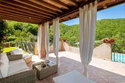 Piscina di Villa with private pool Fivizzano 9 by VacaVilla o nelle vicinanze